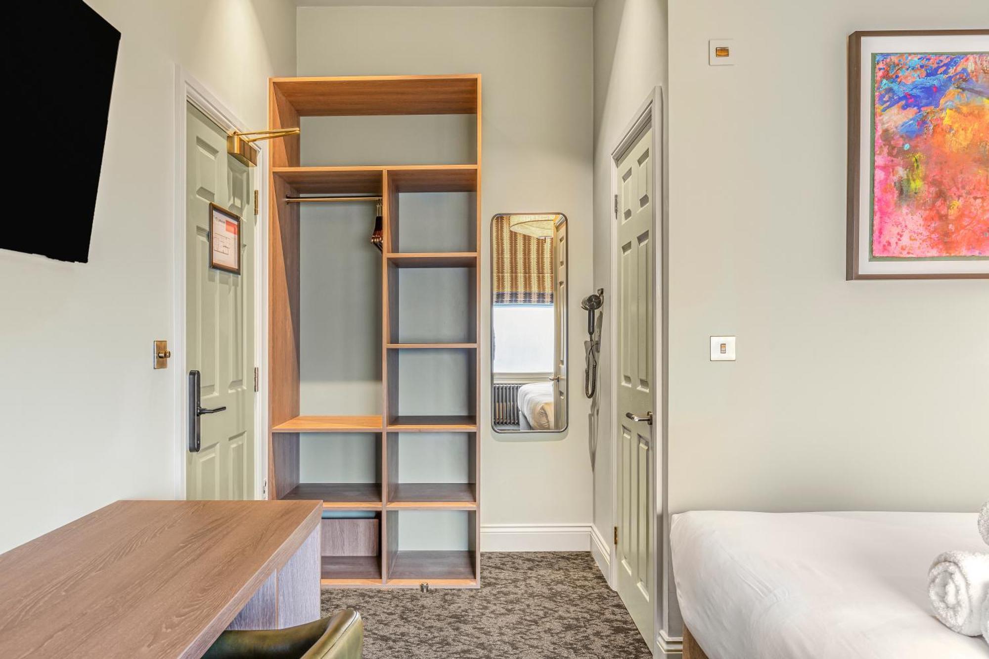 Clapham Guest House Лондон Екстериор снимка
