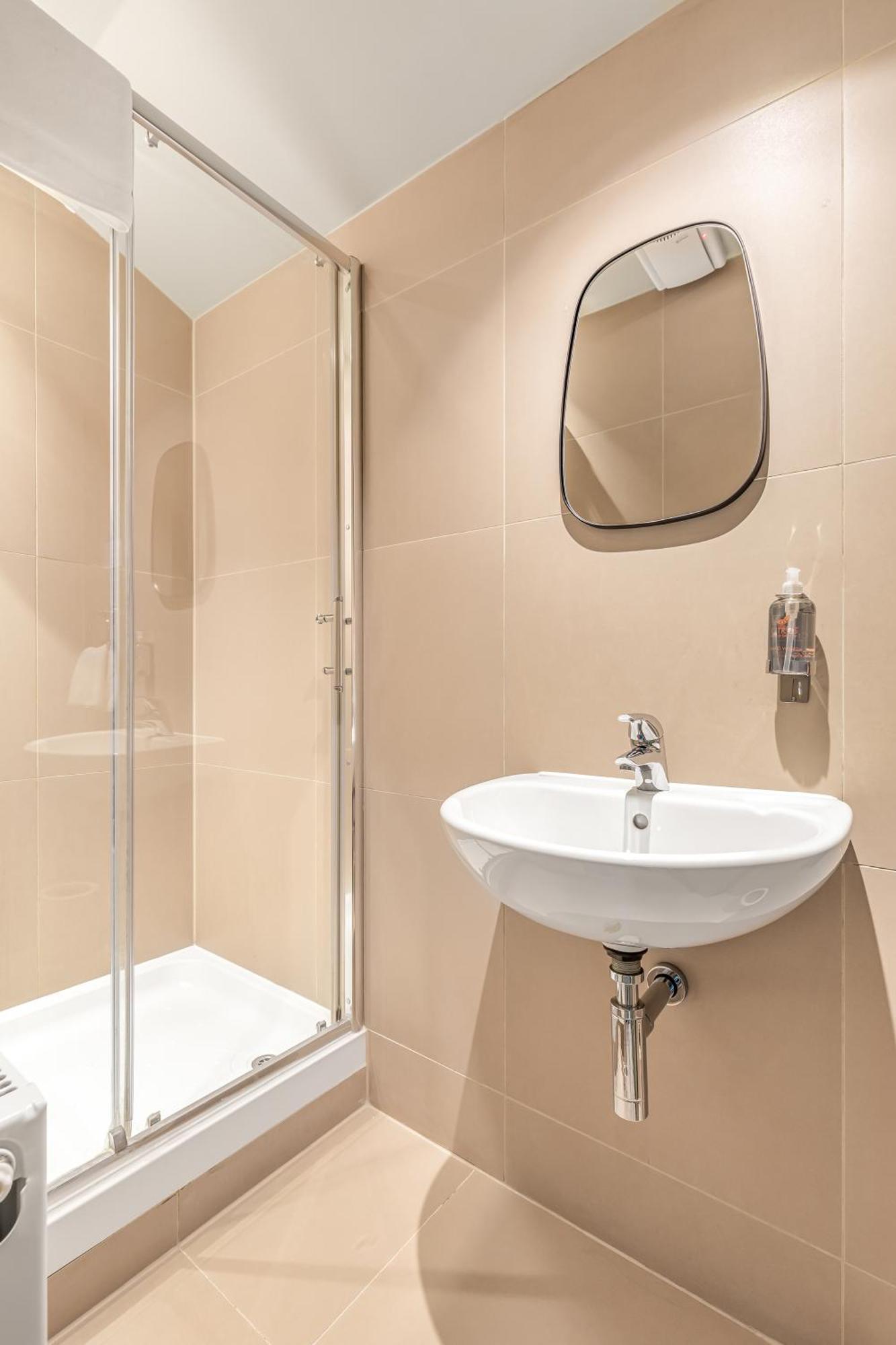 Clapham Guest House Лондон Стая снимка