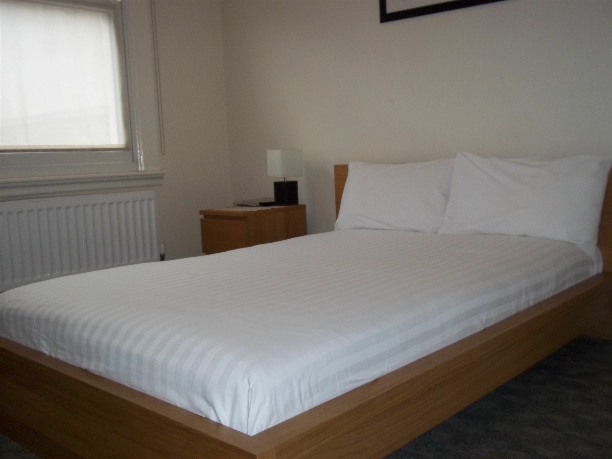 Clapham Guest House Лондон Екстериор снимка